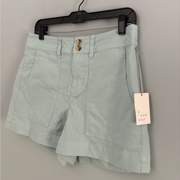 NWT A New Day Mint Green High-Rise Stretch Utility Shorts Size 8 - Picture 2 of 9